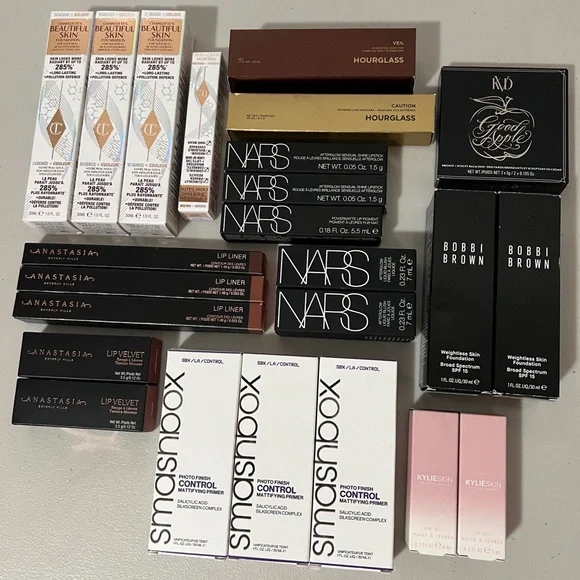 High End Makeup 12 FULL SIZE Products Mystery Bundle - Picture 5 of 8